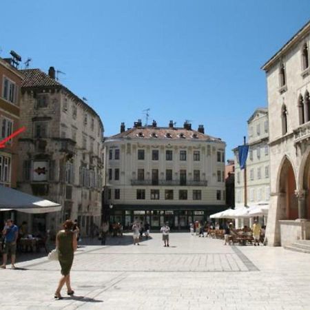 Old Square Studio Apartment Сплит Екстериор снимка